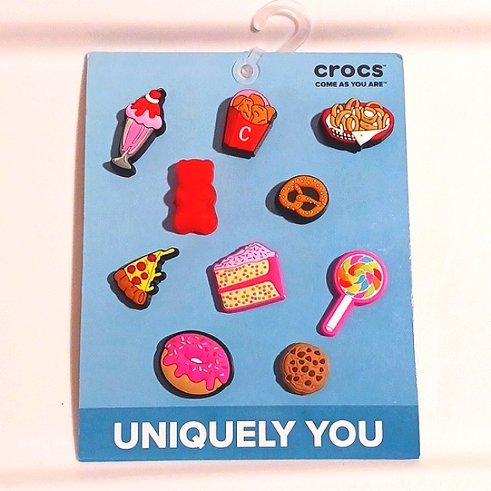 Crocs Charms  "Food Lover" 10 pack Awesome! 🍕🥨🍪🍭🍦🍩🍭🍕
